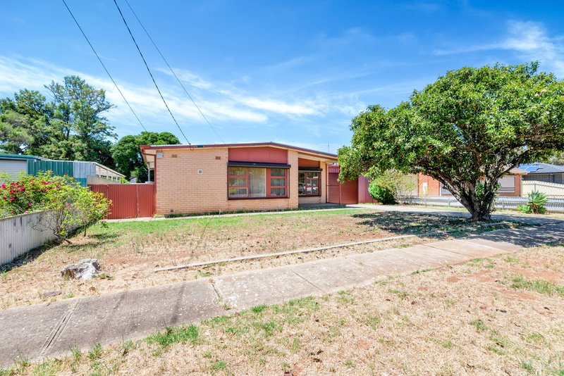 Photo - 12 Grimmett Avenue, Parafield Gardens SA 5107 - Image 11