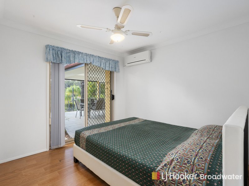 Photo - 12 Grimsdyke Court, Molendinar QLD 4214 - Image 13