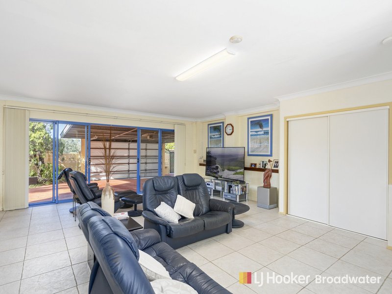 Photo - 12 Grimsdyke Court, Molendinar QLD 4214 - Image 21