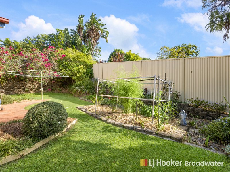 Photo - 12 Grimsdyke Court, Molendinar QLD 4214 - Image 22