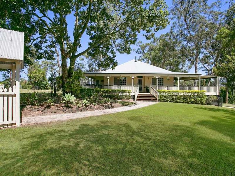 Photo - 12 Grosvenor Court, Worongary QLD 4213 - Image 2