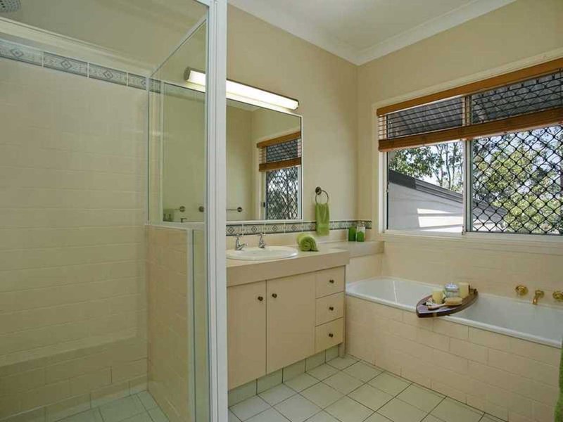 Photo - 12 Grosvenor Court, Worongary QLD 4213 - Image 15