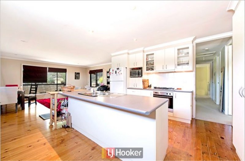 Photo - 12 Gruner Street, Weston ACT 2611 - Image 5