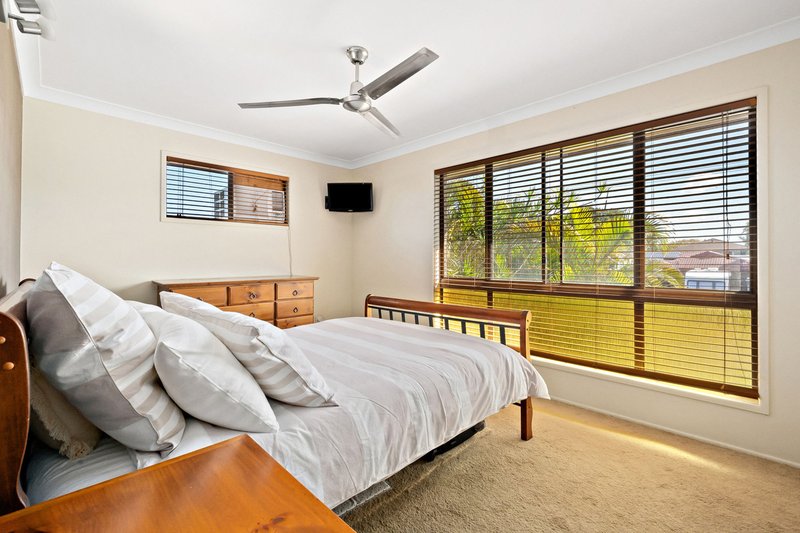 Photo - 12 Guards Street, Bray Park QLD 4500 - Image 11