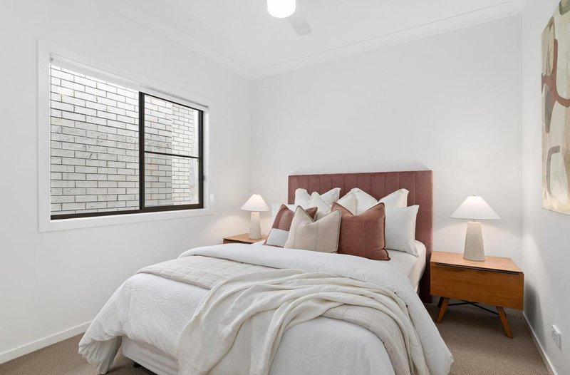 Photo - 12 Gully Street , Flinders View QLD 4305 - Image 8