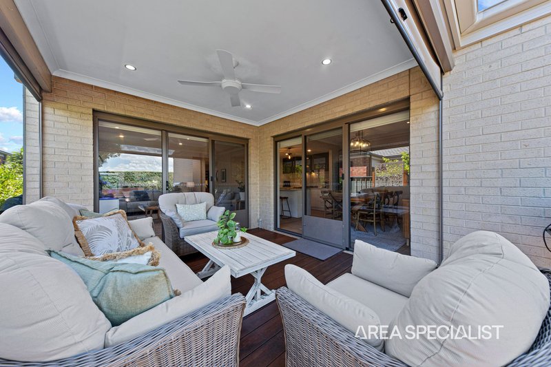 Photo - 12 Half Moon Crescent, Pakenham VIC 3810 - Image 27