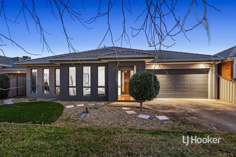 12 Halifax Court, Point Cook VIC 3030