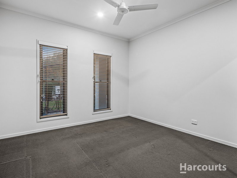 Photo - 12 Hamish Court, Murrumba Downs QLD 4503 - Image 8