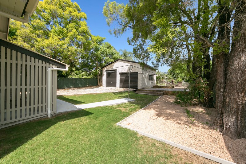 Photo - 12 Hanify Street, Acacia Ridge QLD 4110 - Image 2