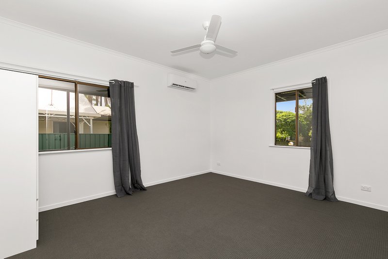 Photo - 12 Hanify Street, Acacia Ridge QLD 4110 - Image 11