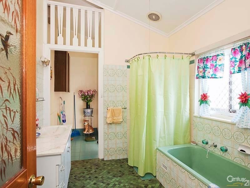 Photo - 12 Harrold Street , Largs Bay SA 5016 - Image 6