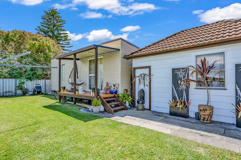 Photo - 12 Harry Street, Belmont South NSW 2280 - Image 10