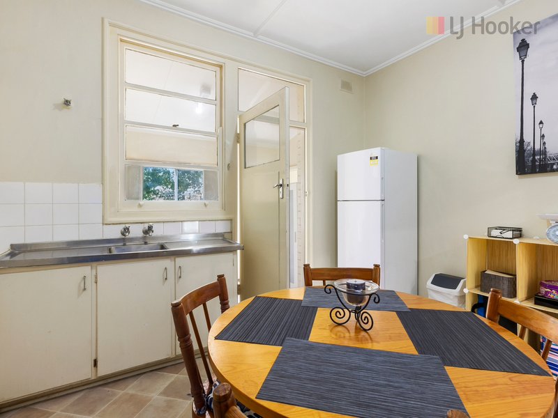 Photo - 12 Hawkesbury Avenue, Kilburn SA 5084 - Image 9