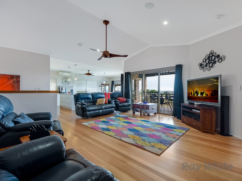 Photo - 12 Hawkhurst Court, Murrumba Downs QLD 4503 - Image 9