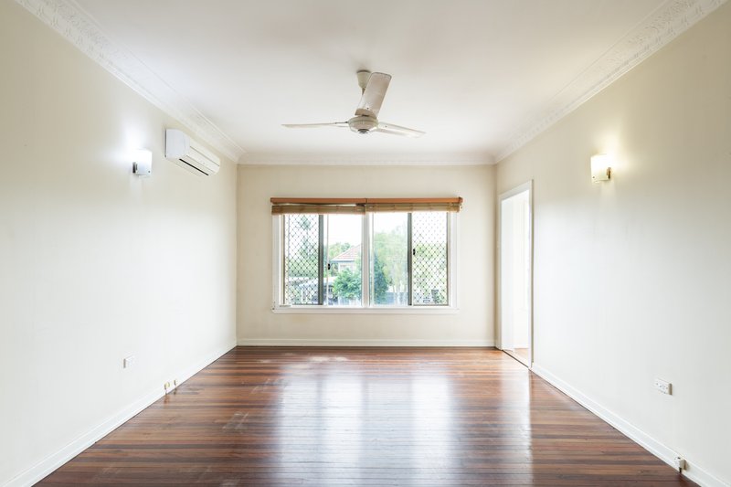 Photo - 12 Hazlitt Street, Banyo QLD 4014 - Image 11