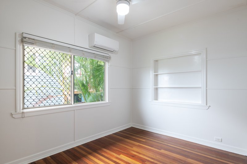 Photo - 12 Hazlitt Street, Banyo QLD 4014 - Image 13