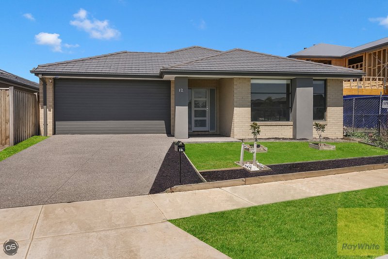 Photo - 12 Heathwren View, Werribee VIC 3030 - Image 2