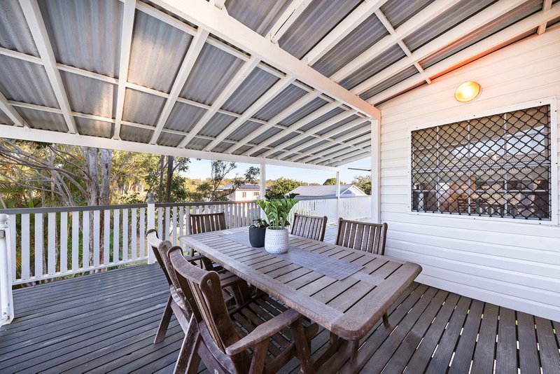 Photo - 12 Henderson Road, Deagon QLD 4017 - Image 5