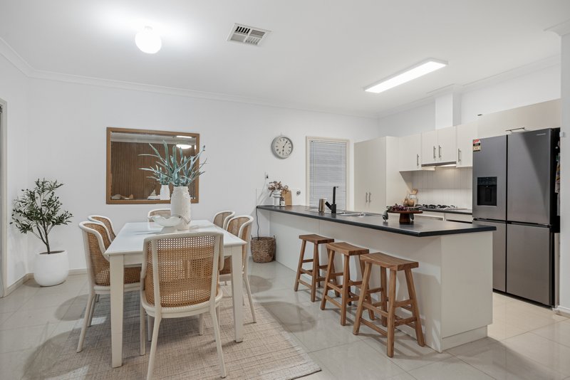 Photo - 12 Henderson Street, Henley Beach SA 5022 - Image 8