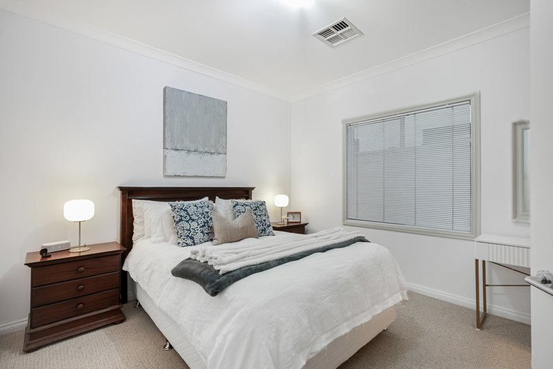 Photo - 12 Henderson Street, Henley Beach SA 5022 - Image 14