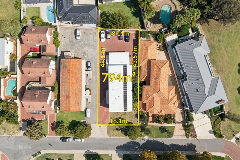 Photo - 12 Heppingstone Street, South Perth WA 6151 - Image 2