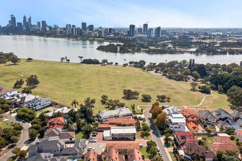Photo - 12 Heppingstone Street, South Perth WA 6151 - Image 12