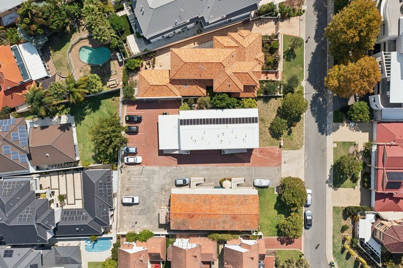 Photo - 12 Heppingstone Street, South Perth WA 6151 - Image 15
