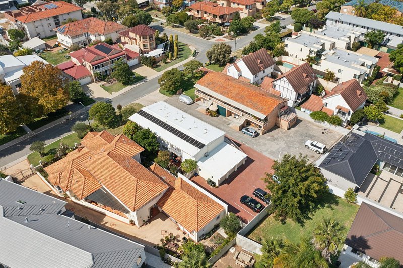 Photo - 12 Heppingstone Street, South Perth WA 6151 - Image 19