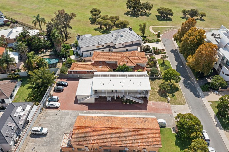 Photo - 12 Heppingstone Street, South Perth WA 6151 - Image 22