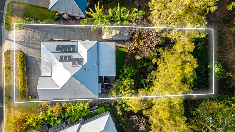 Photo - 12 Highbury Place, Upper Kedron QLD 4055 - Image 15