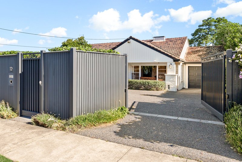 Photo - 12 Highbury Road, Burwood VIC 3125 - Image 2