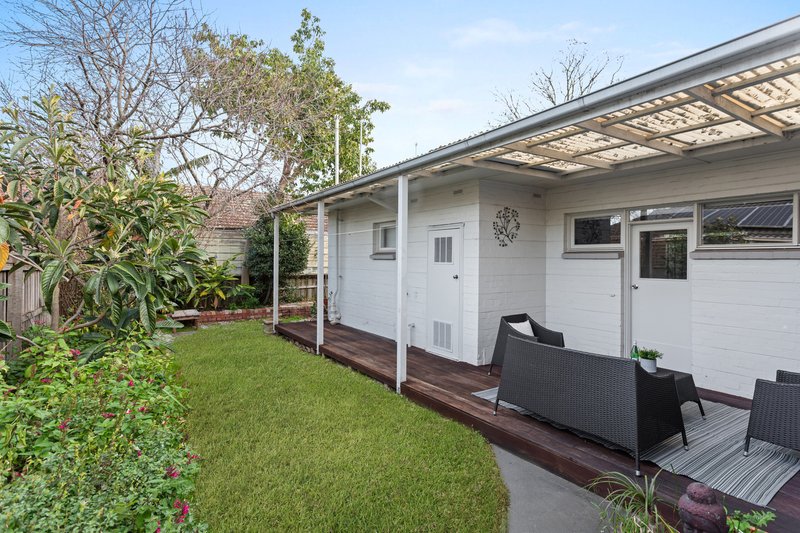 Photo - 12 Highbury Road, Burwood VIC 3125 - Image 12