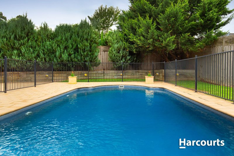 Photo - 12 Hillrise Court, Pakenham VIC 3810 - Image 10