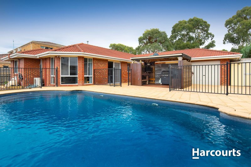 Photo - 12 Hillrise Court, Pakenham VIC 3810 - Image 11