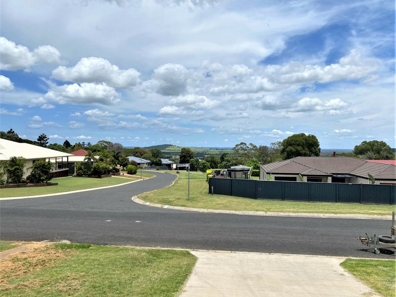 Photo - 12 Hillview Parade, Kingaroy QLD 4610 - Image 21