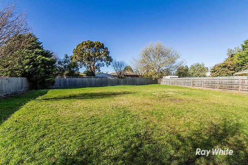 12 Hoddle Court, Cranbourne VIC 3977