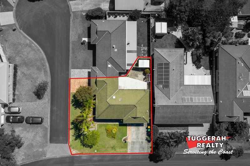 1/2 Holly Close, Lake Haven NSW 2263