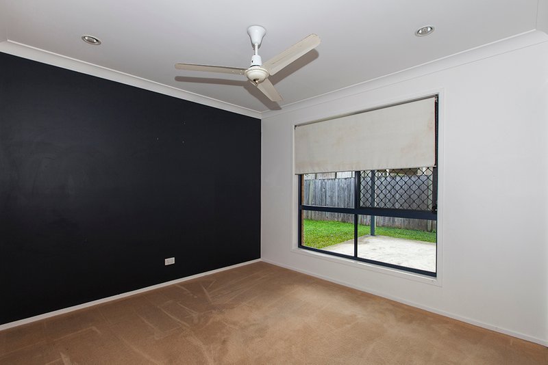 Photo - 12 Hollywood Avenue, Bellmere QLD 4510 - Image 12