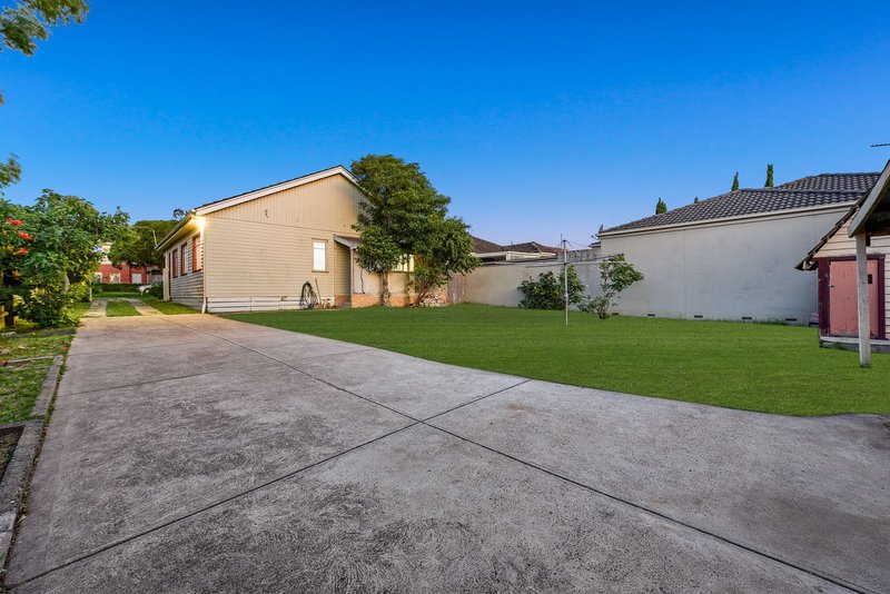 Photo - 12 Holmes Street, Noble Park VIC 3174 - Image 15