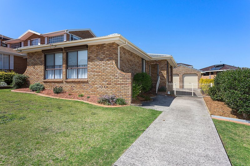 12 Holt Street, Kiama Downs NSW 2533