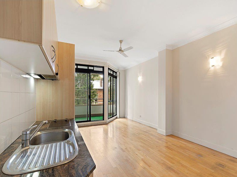 Photo - 1/2 Holt Street, Stanmore NSW 2048 - Image 4