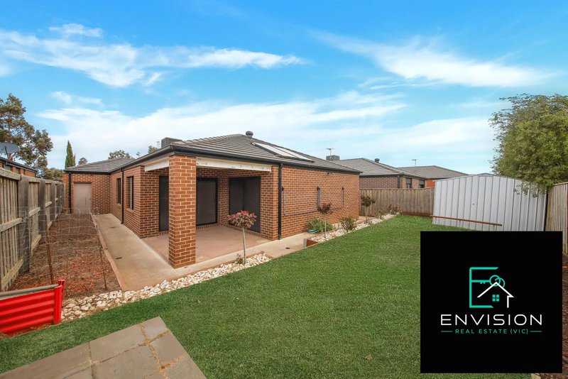 Photo - 12 Holyoake Parade, Manor Lakes VIC 3024 - Image 12