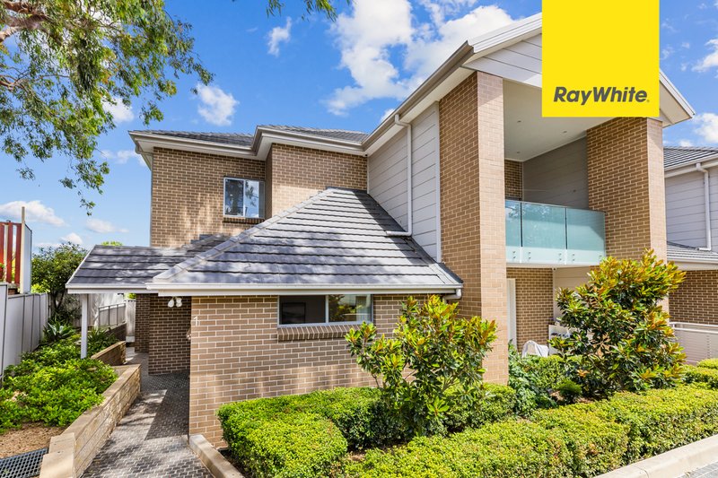 1/2 Homelands Avenue, Carlingford NSW 2118