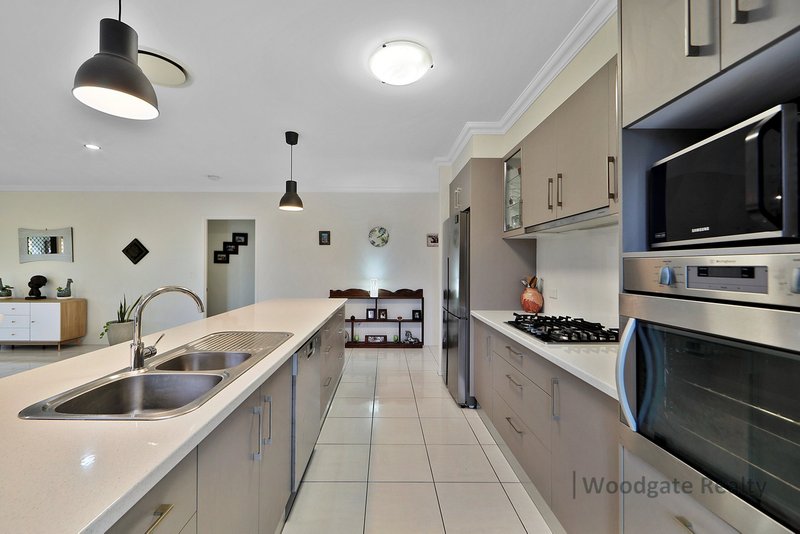 Photo - 12 Honeyeater Court, Woodgate QLD 4660 - Image 15