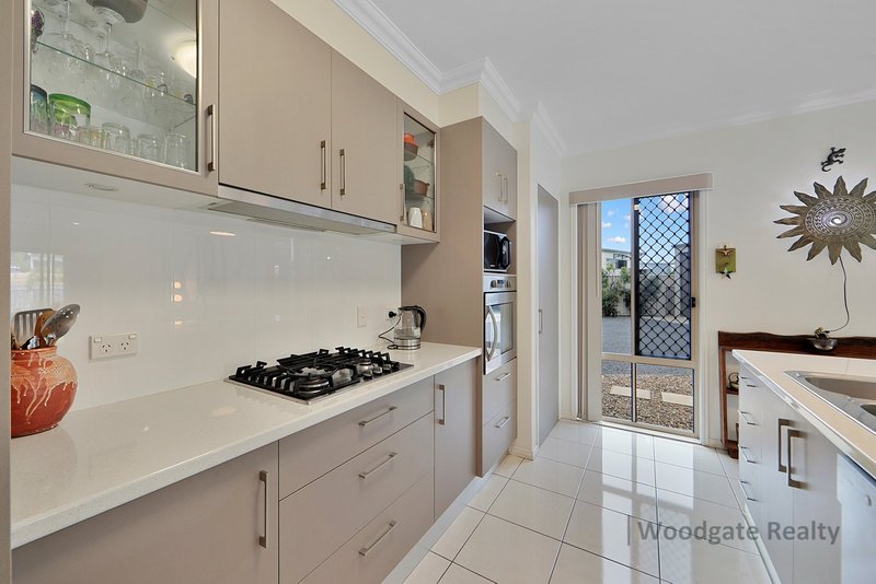 Photo - 12 Honeyeater Court, Woodgate QLD 4660 - Image 17