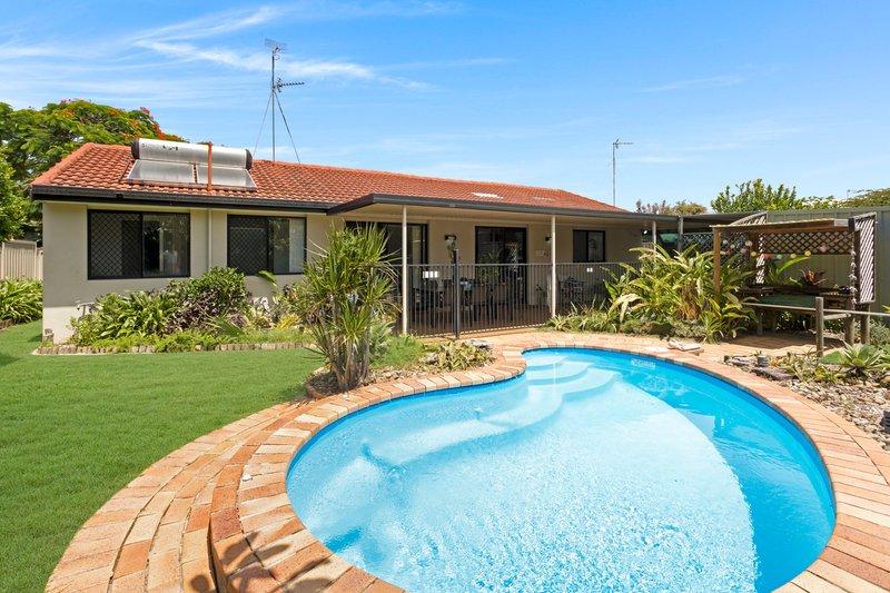 12 Hood Court, Mermaid Waters QLD 4218