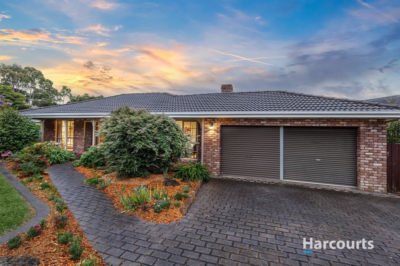 Photo - 12 Hopkins Close, Rowville VIC 3178 - Image 2