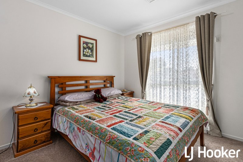 Photo - 12 Horseshoe Drive, Roseworthy SA 5371 - Image 6