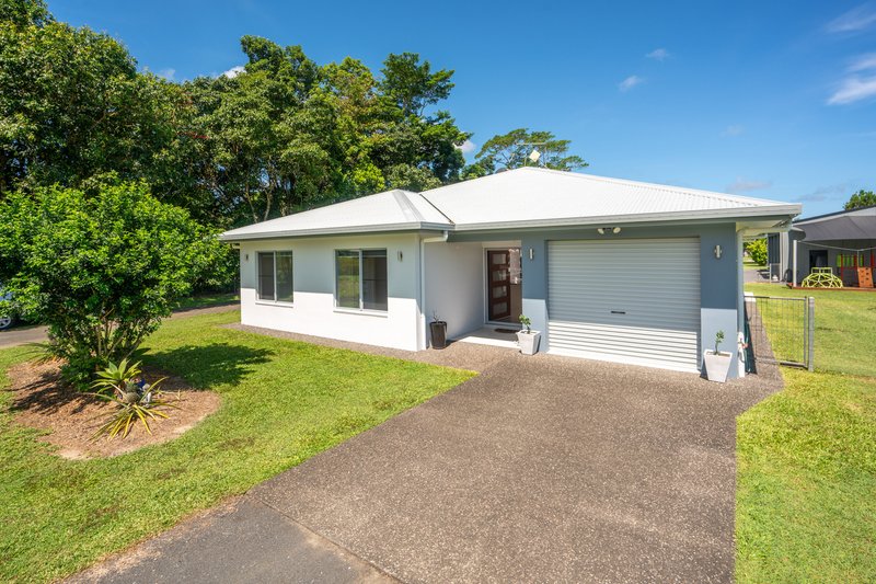 Photo - 12 Horsford Street, New Harbourline QLD 4858 - Image 2