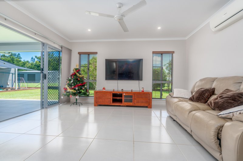 Photo - 12 Horsford Street, New Harbourline QLD 4858 - Image 6